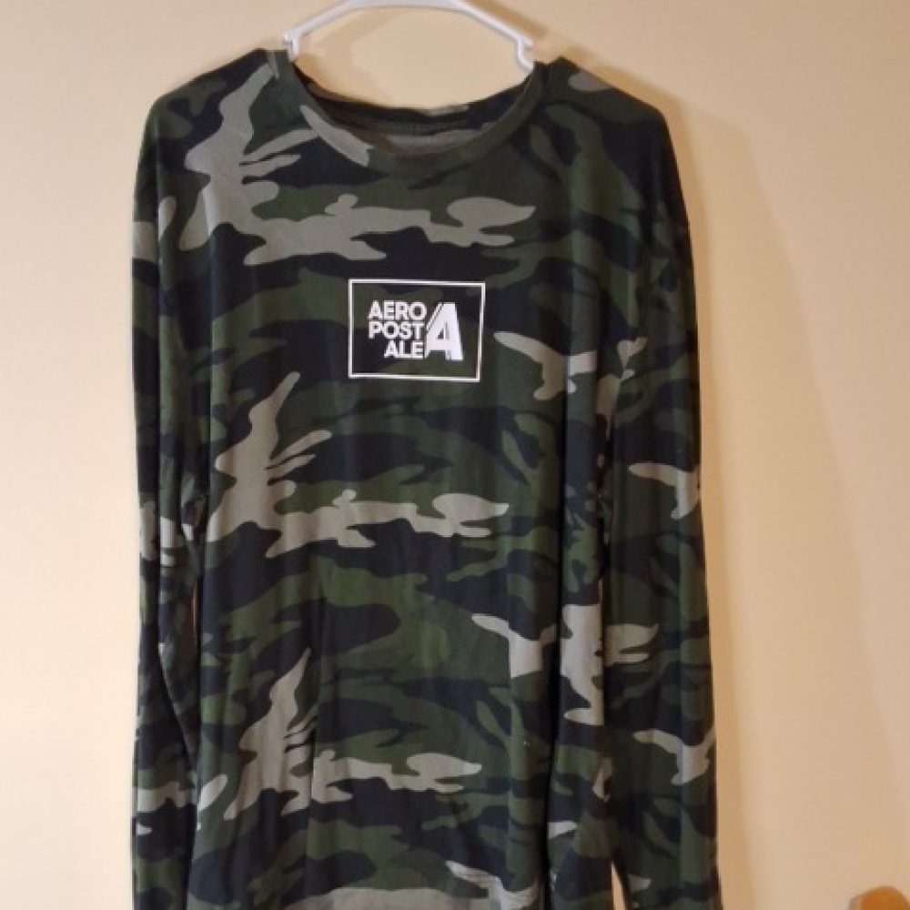 Aeropostale Green Camouflage Long Sleeve Tee